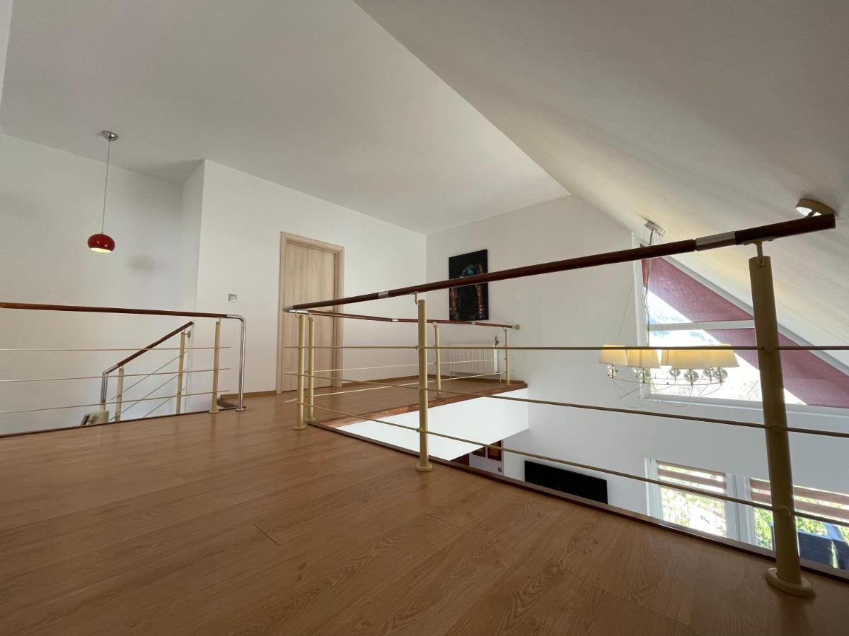 Kyra Luxury Penthouse Apartment Sinaia Bagian luar foto